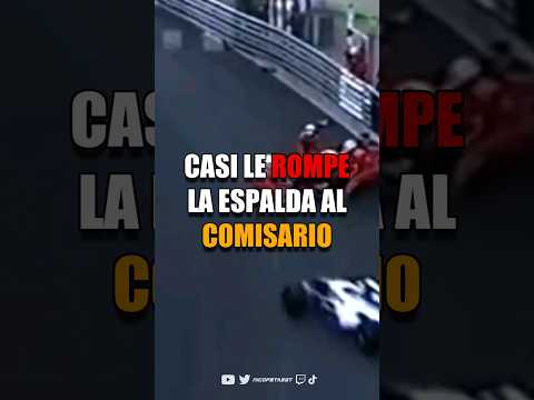 Casi le rompe la espalda al comisario